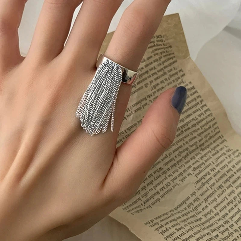 Vintage Stainless Steel Tassel Chain Ring for Women Trendy Elegant Charm Creative Unique Design Personality Ring Party Jewelry