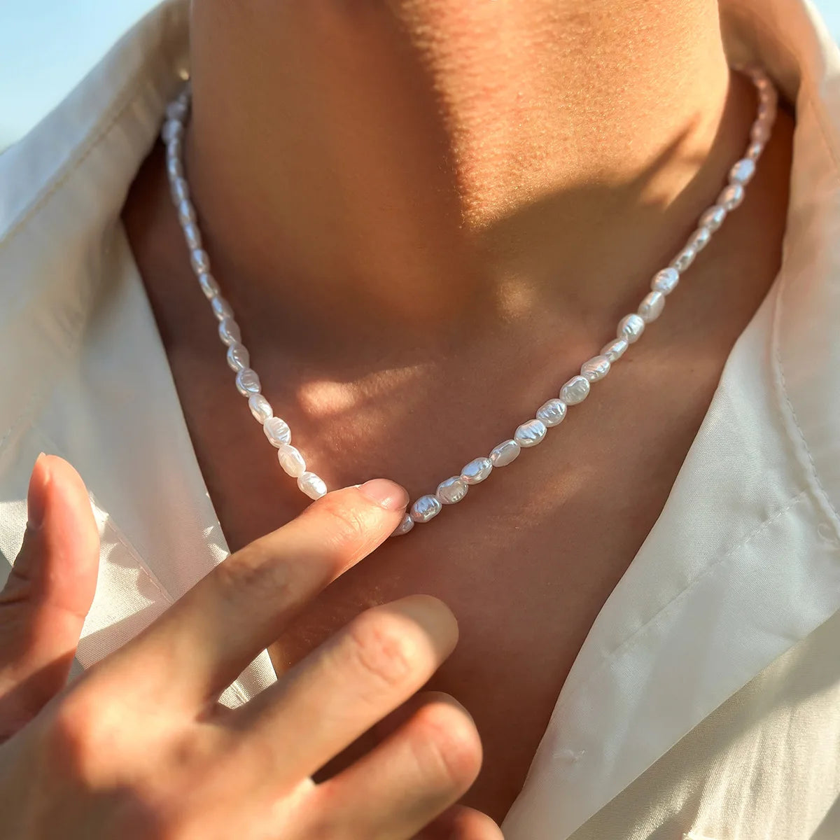Fashion Imitation Pearl Men Necklace Handmade Classic Choker Irregular Pearls Necklace for Men Jewelry Gifts0 2023